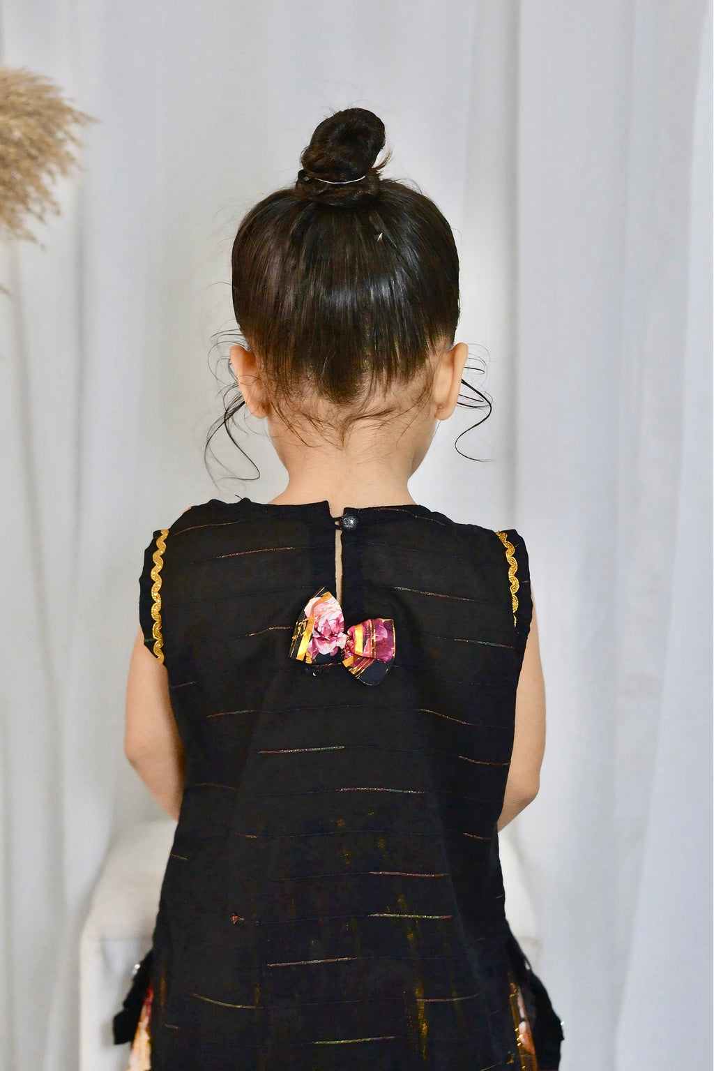 Girls 4 Pc Lawn Suit – Midnight Gardening