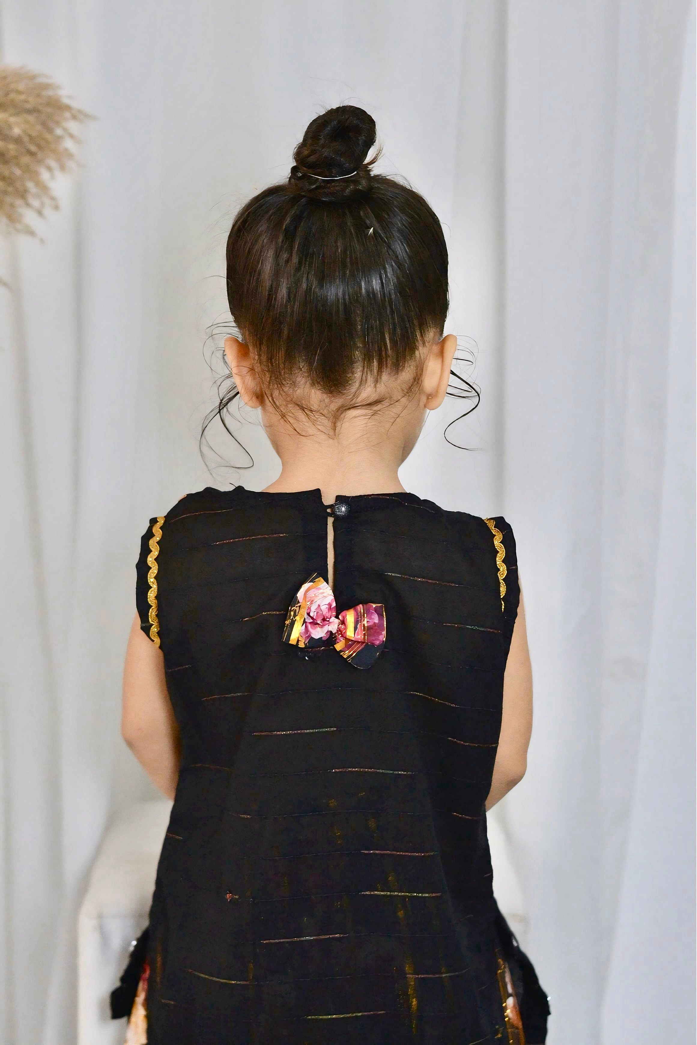 Girls 4 Pc Lawn Suit – Midnight Gardening