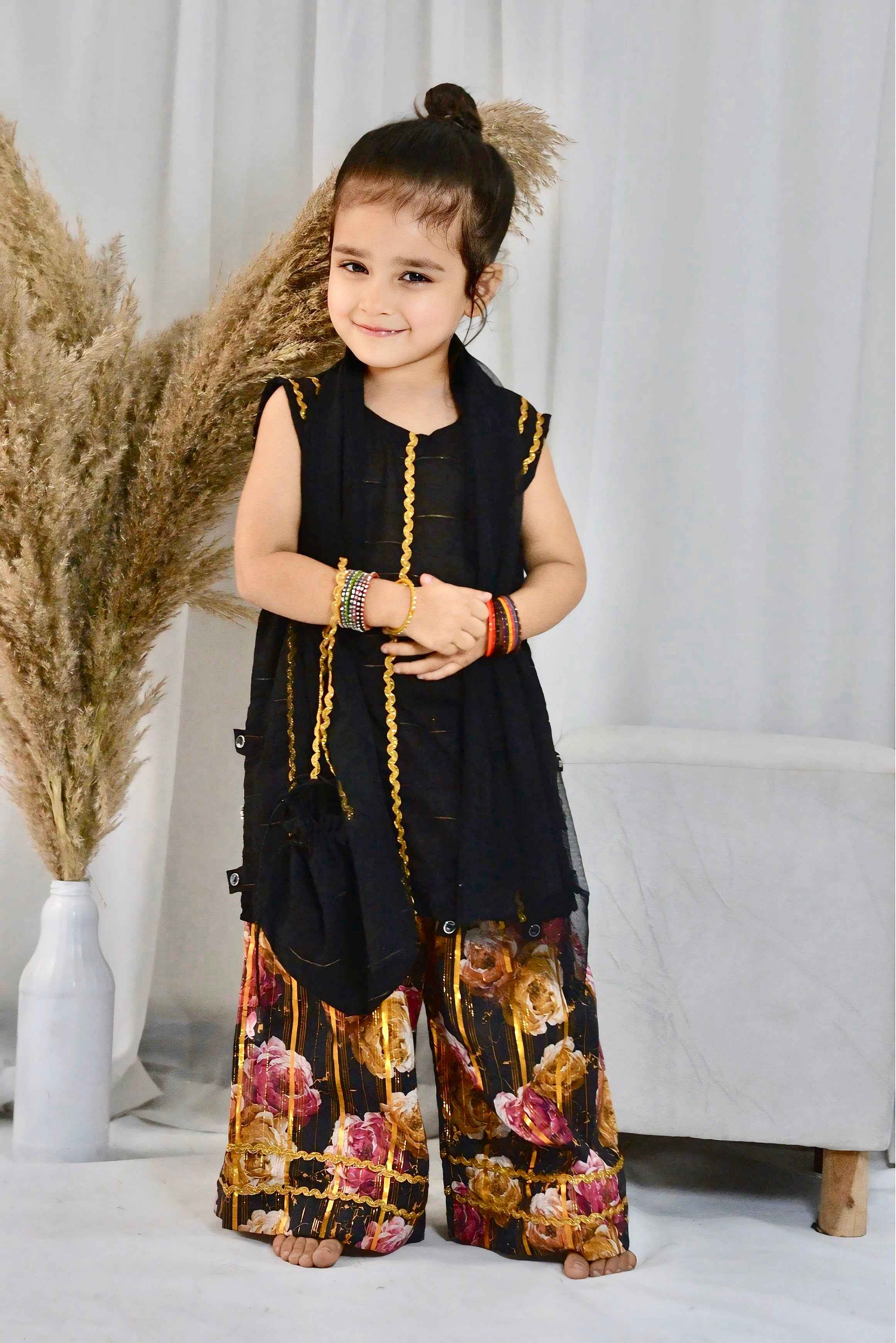 Girls 4 Pc Lawn Suit – Midnight Gardening