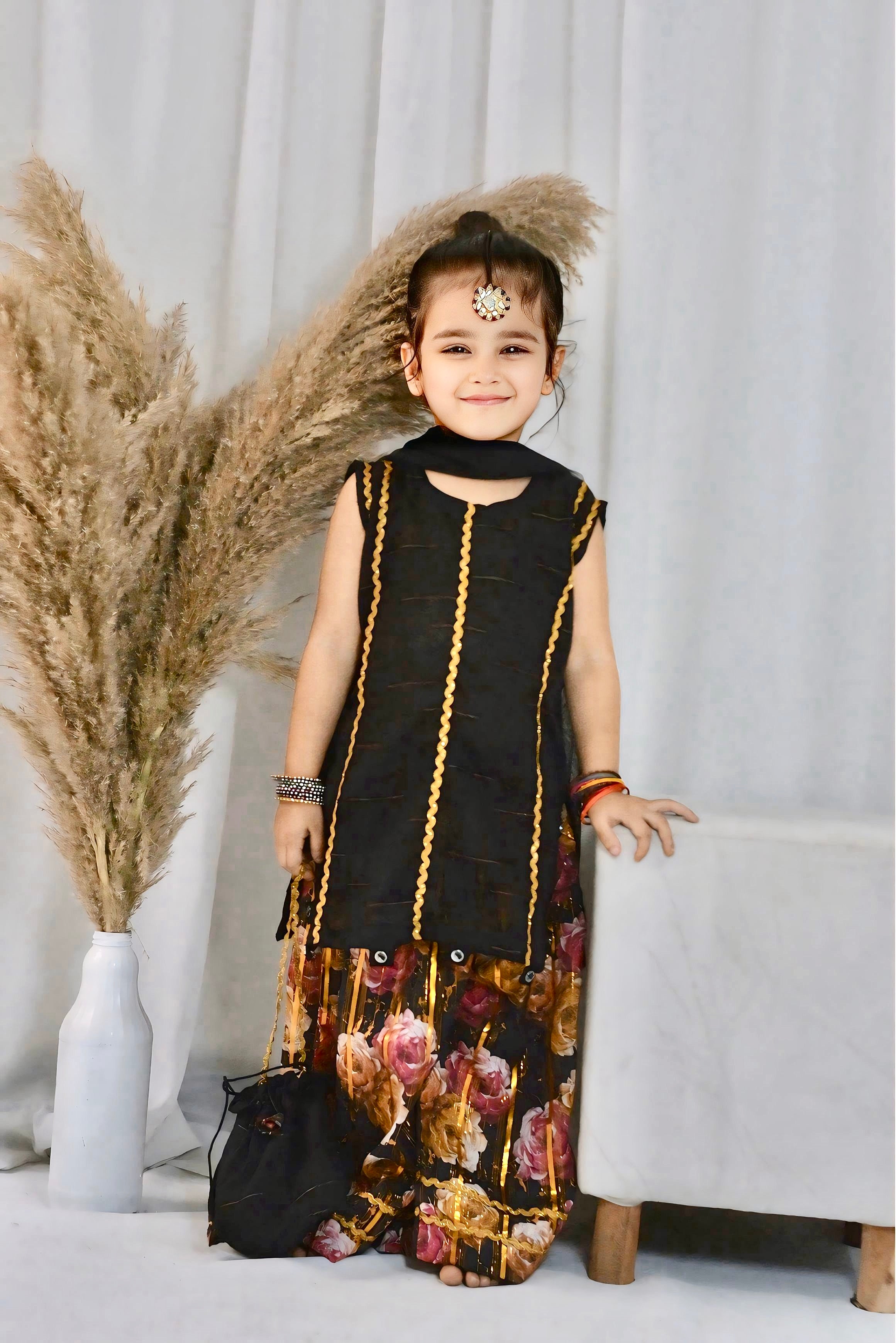 Girls 4 Pc Lawn Suit – Midnight Gardening