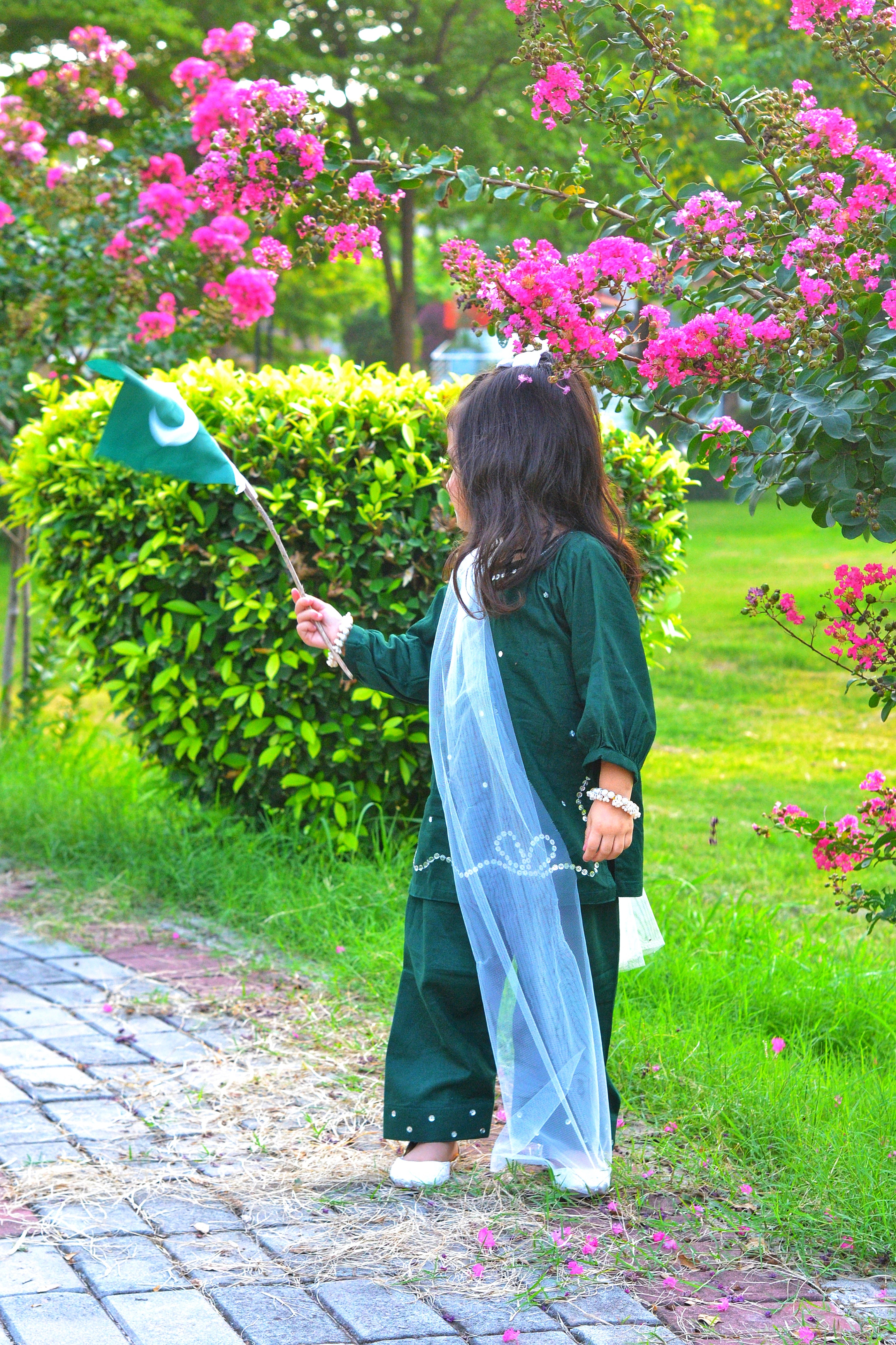 Girls 3 Pc Lawn Suit