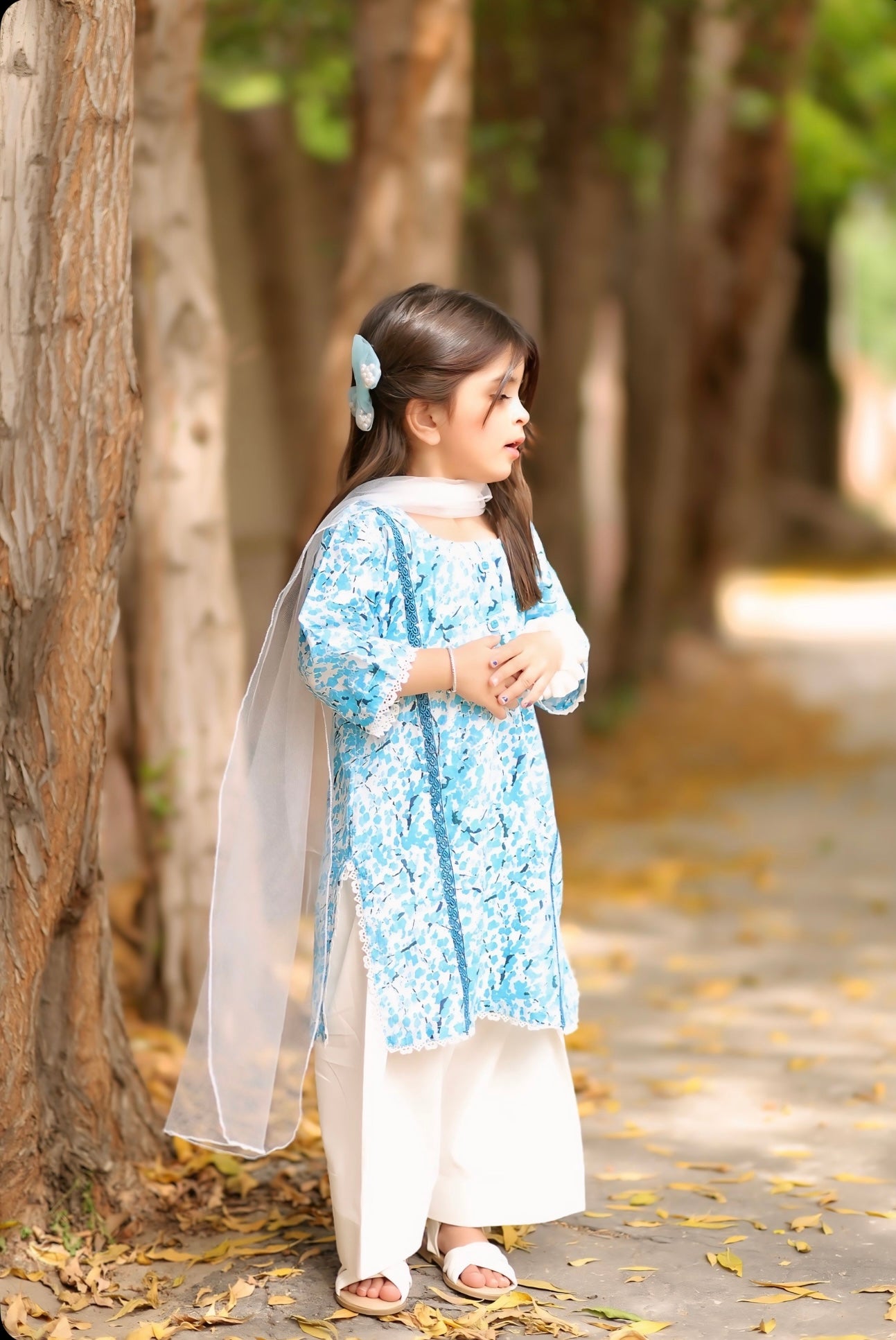 Lawn Shirt with Farshi Shalwar & Net Dupatta- 3 Piece Suit